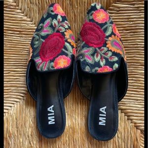 MIA Flats sz 7 1/2